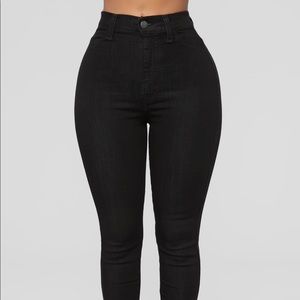 Fashion Nova Classic High Waist Skinny Jeans Black